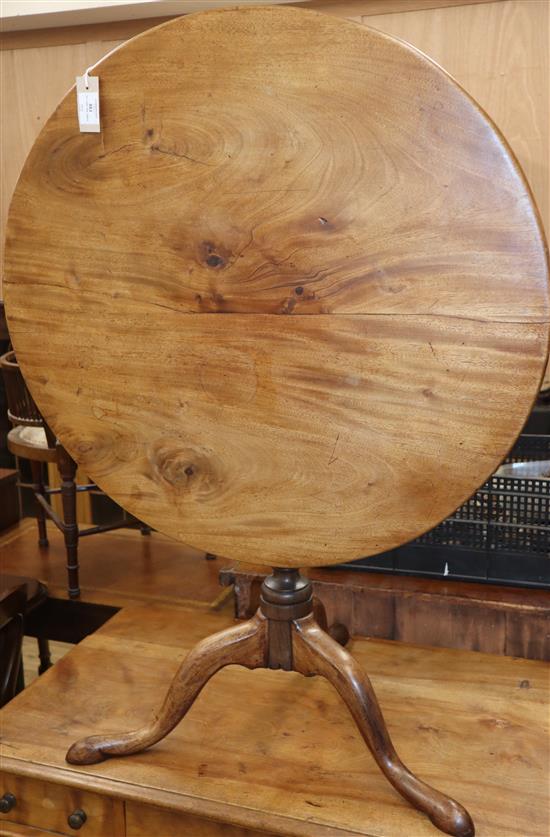 A George III mahogany tilt top tea table W.79cm